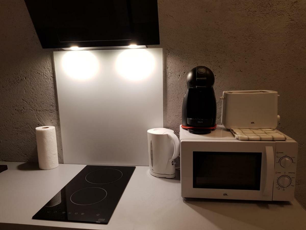 Florista Bonito Alojamiento Bien Comunicado Hotel Valencia Ngoại thất bức ảnh