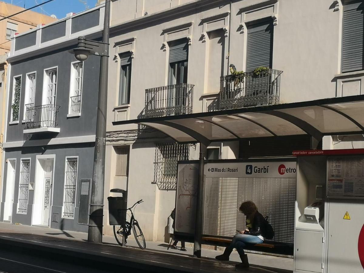 Florista Bonito Alojamiento Bien Comunicado Hotel Valencia Ngoại thất bức ảnh